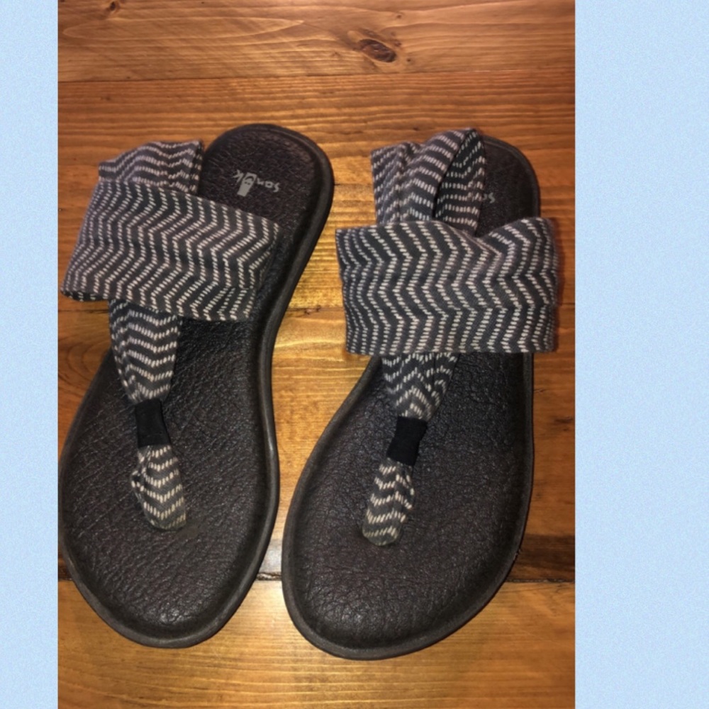 Sanuk Sandals